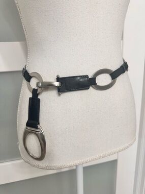 VTG 90’s Suzi Roher Black Leather Silver Oval Ring Belt 34” Luxury Festival GUC
